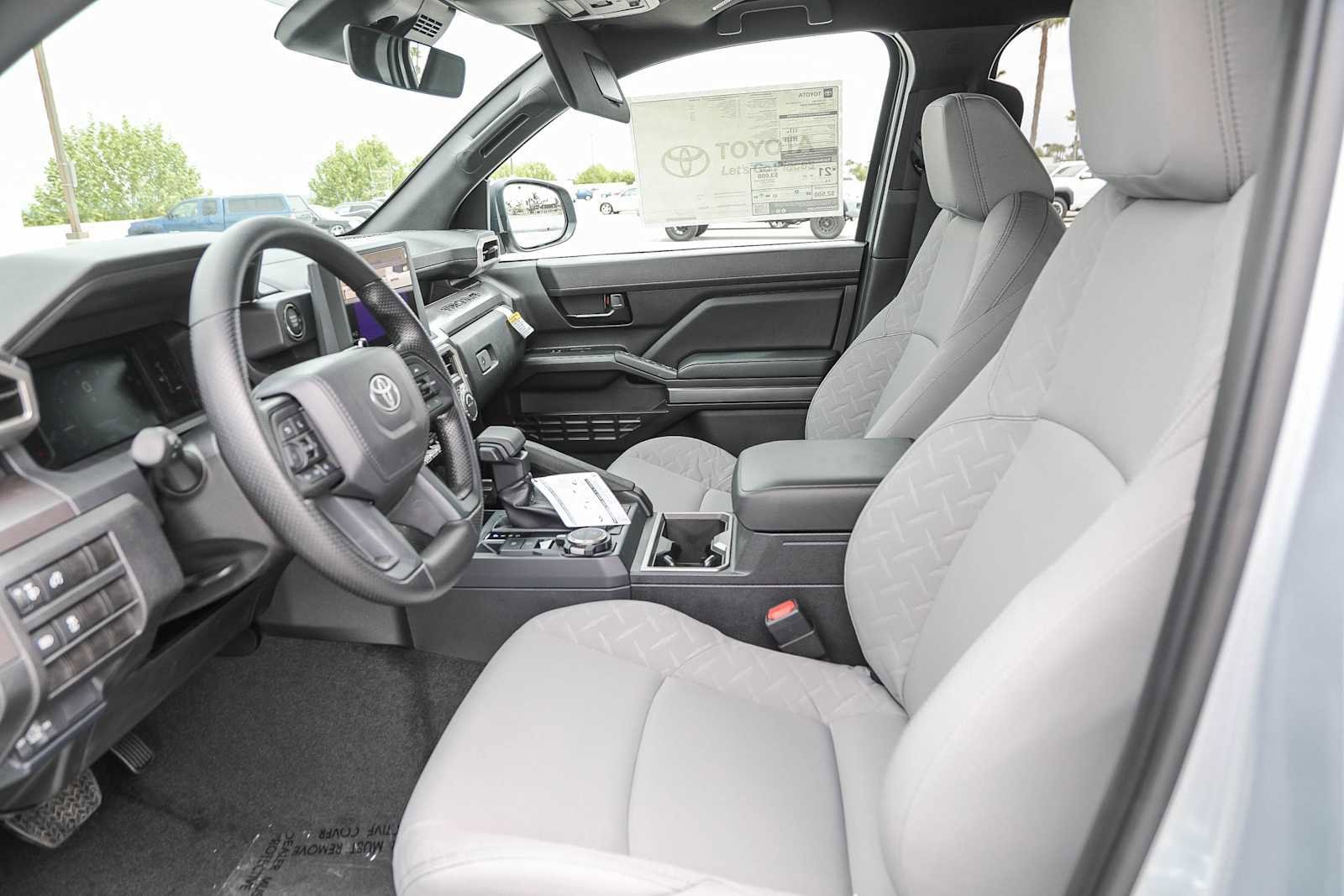 2025 Toyota Tacoma SR5 19