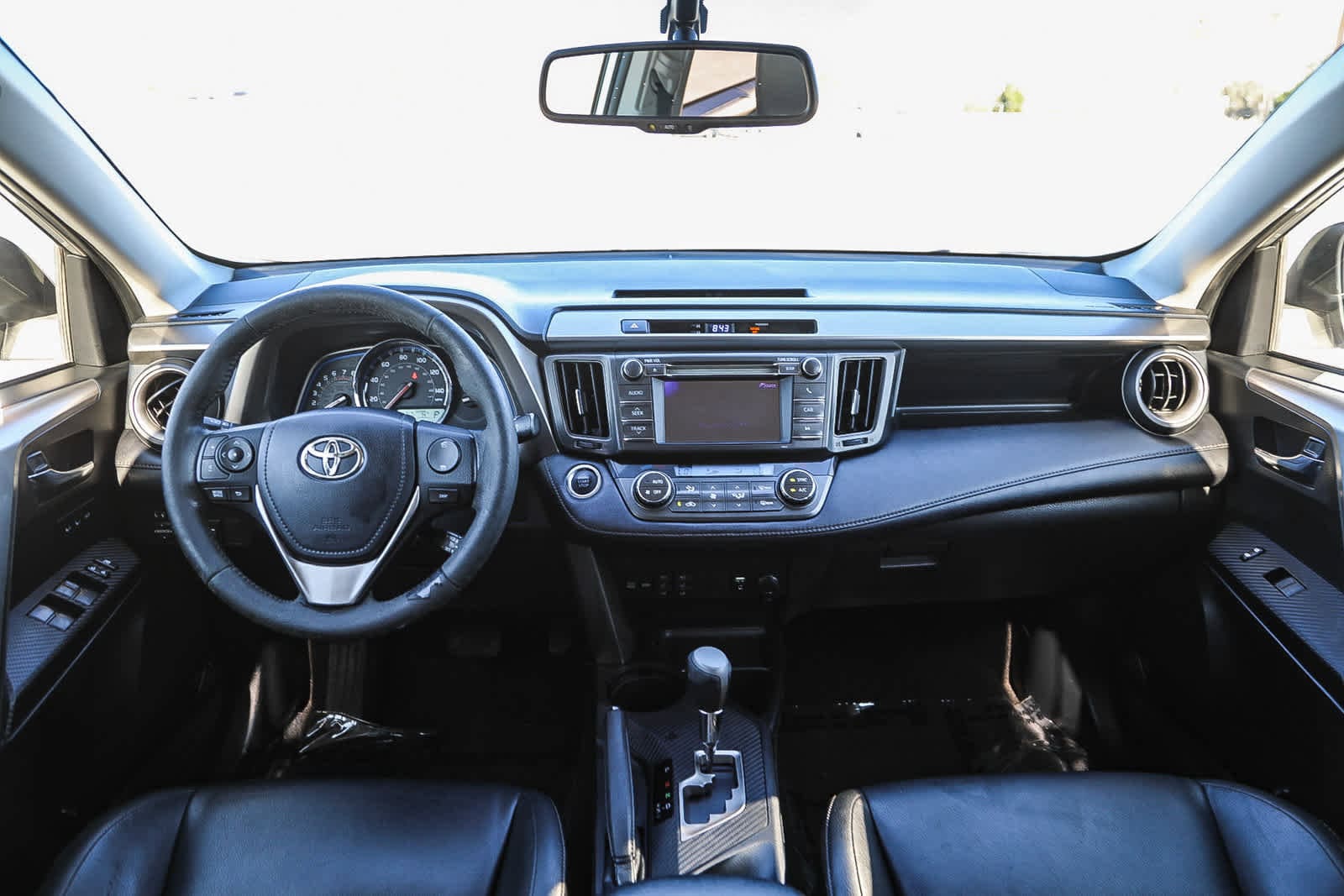 Thumbnail: 2013 Toyota RAV4 - 12