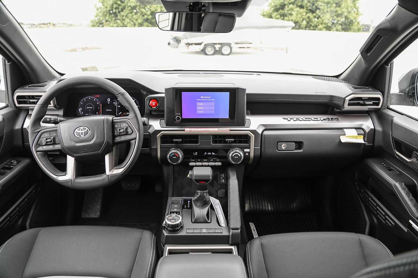 2025 Toyota Tacoma TRD Off-Road 13