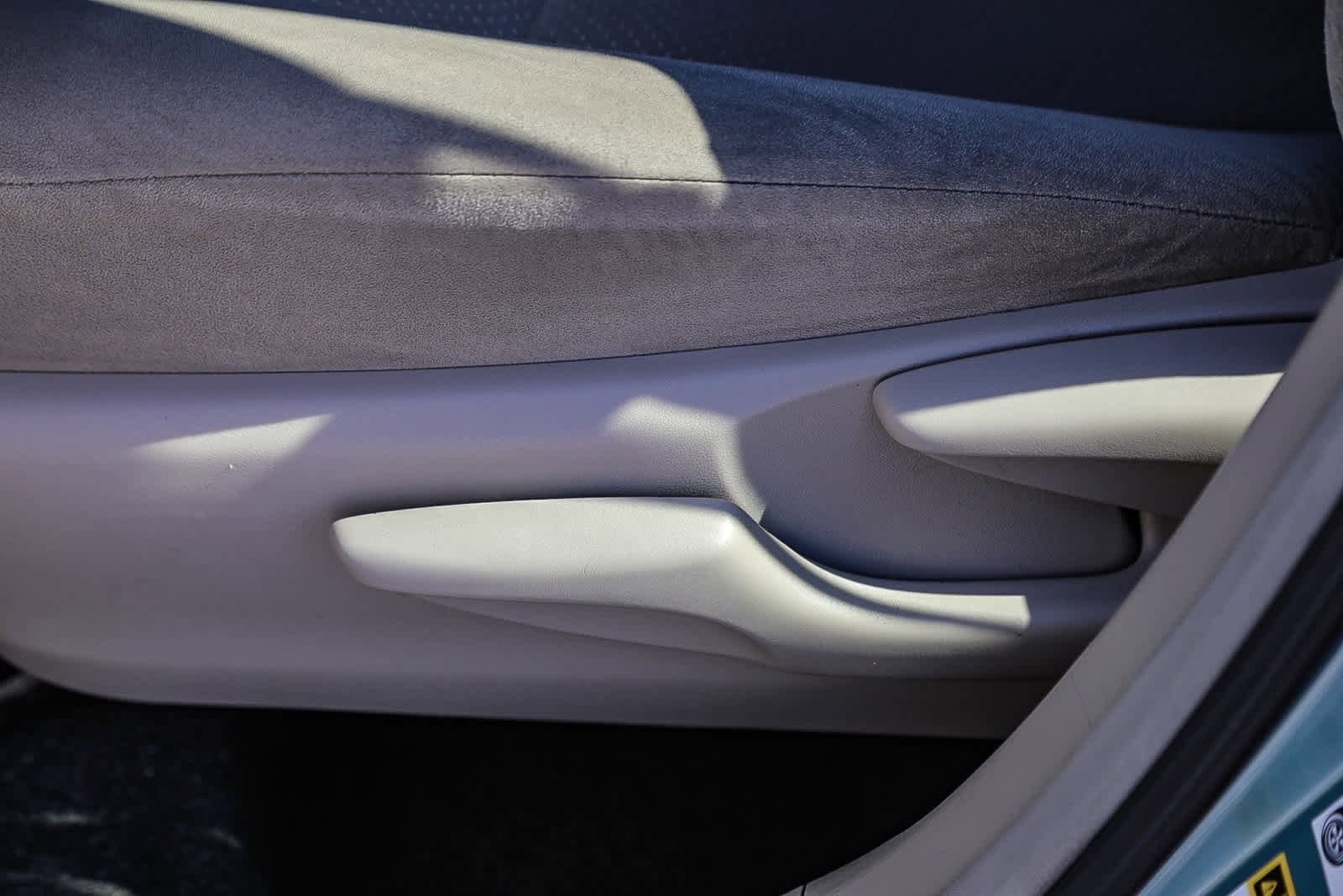 Thumbnail: 2014 Toyota Prius - 18