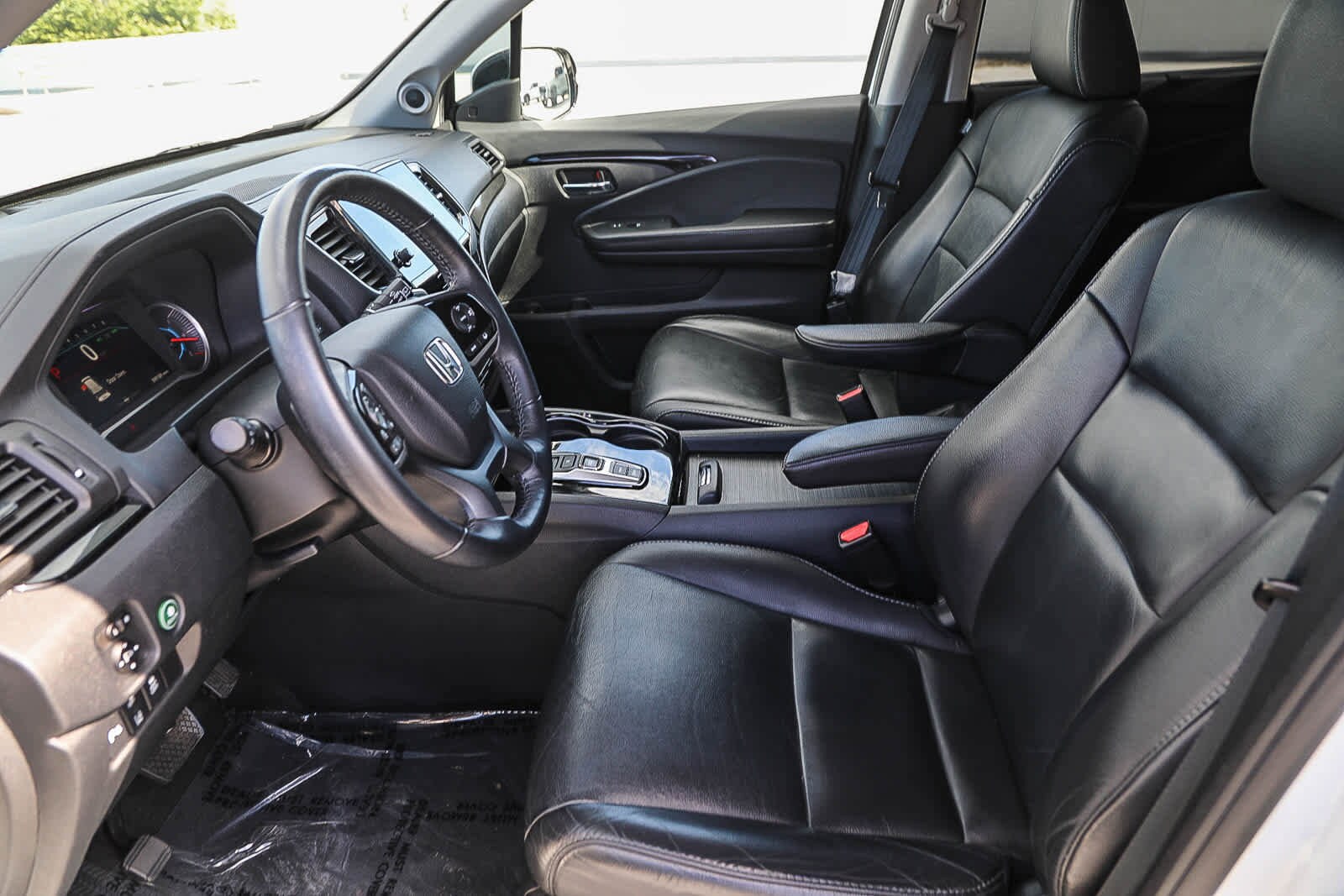 Thumbnail: 2020 Honda Pilot - 17