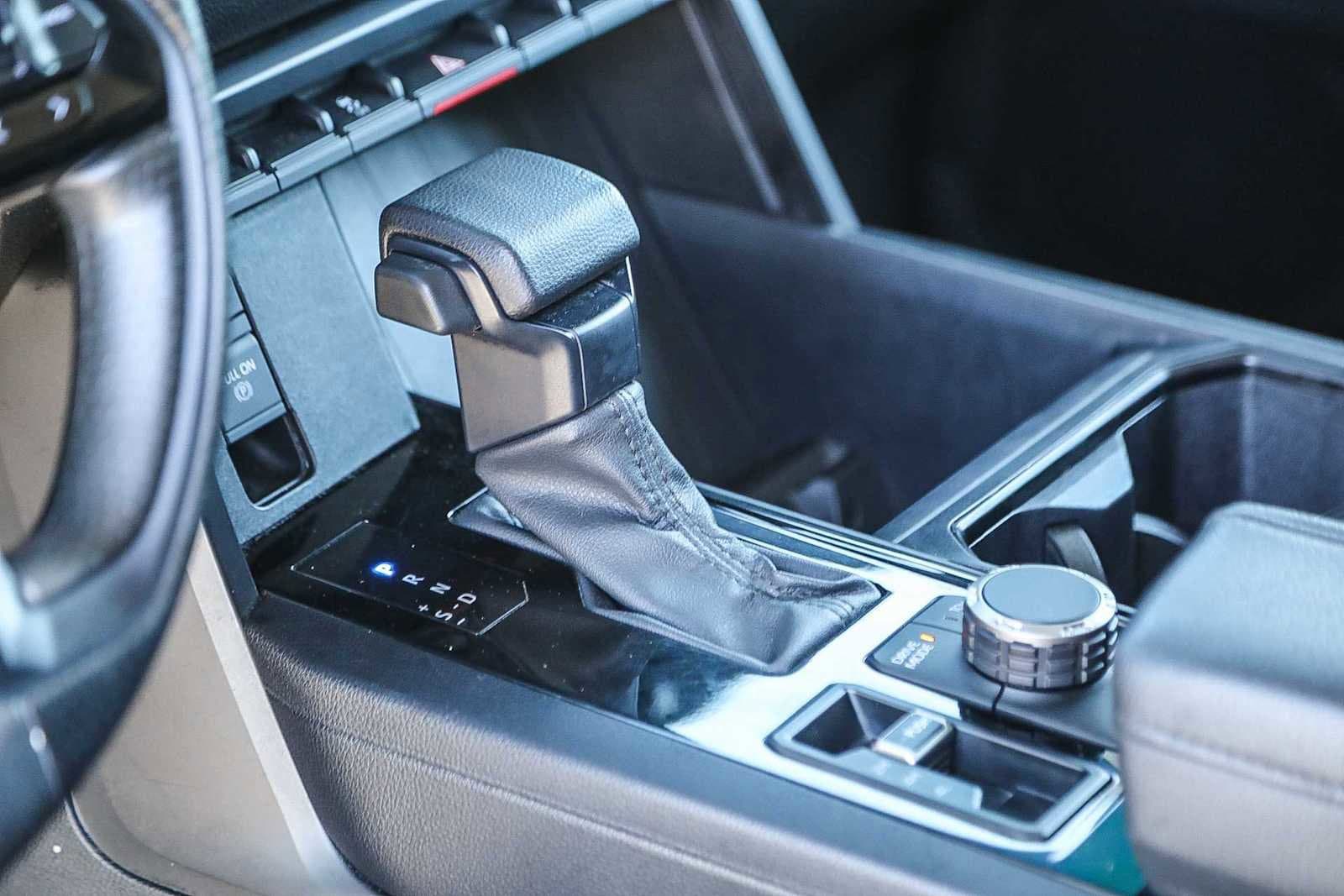 Thumbnail: 2023 Toyota Tundra - 19