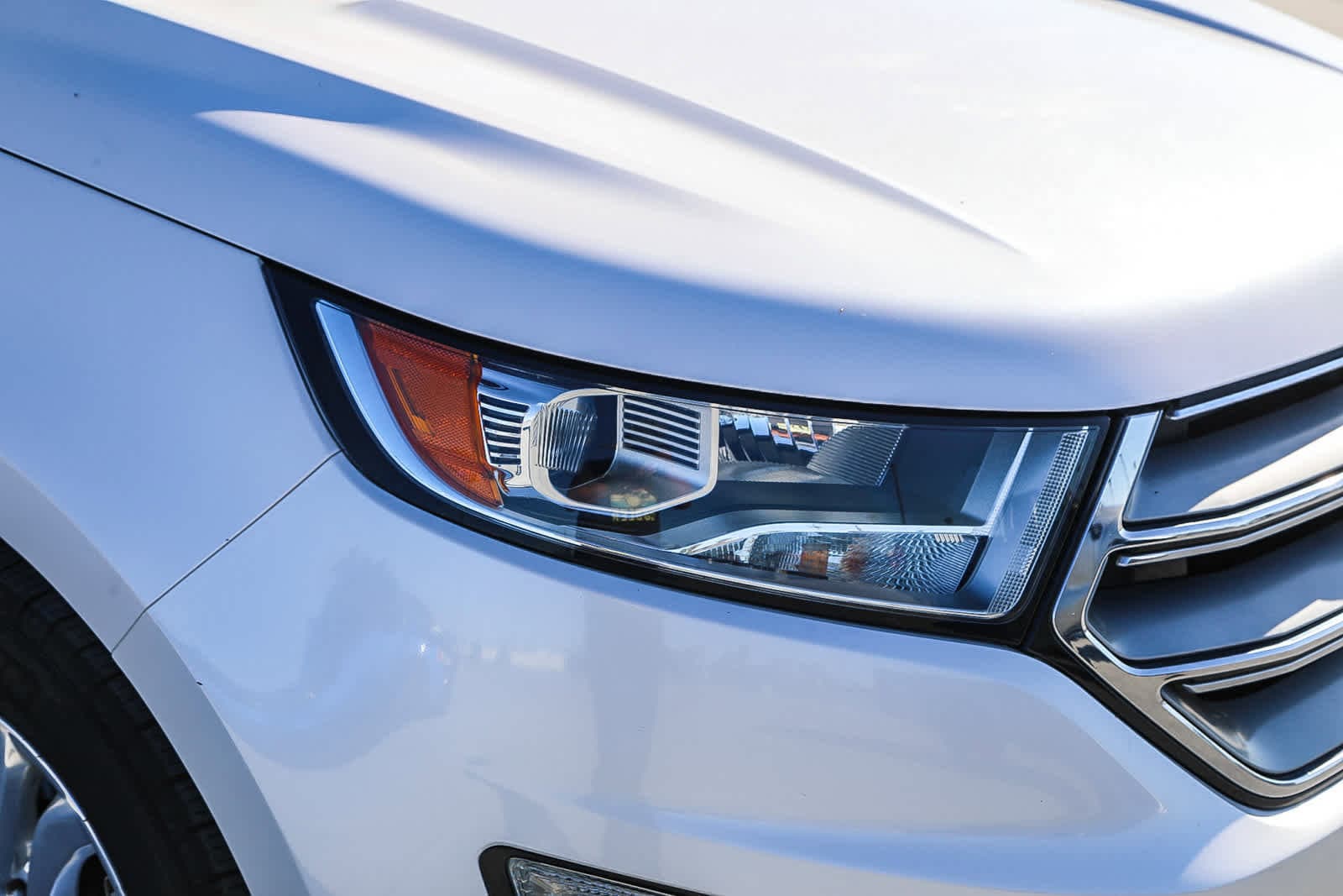 Thumbnail: 2016 Ford Edge - 15