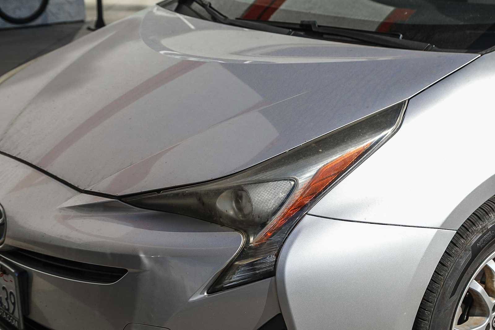 Thumbnail: 2016 Toyota Prius - 7