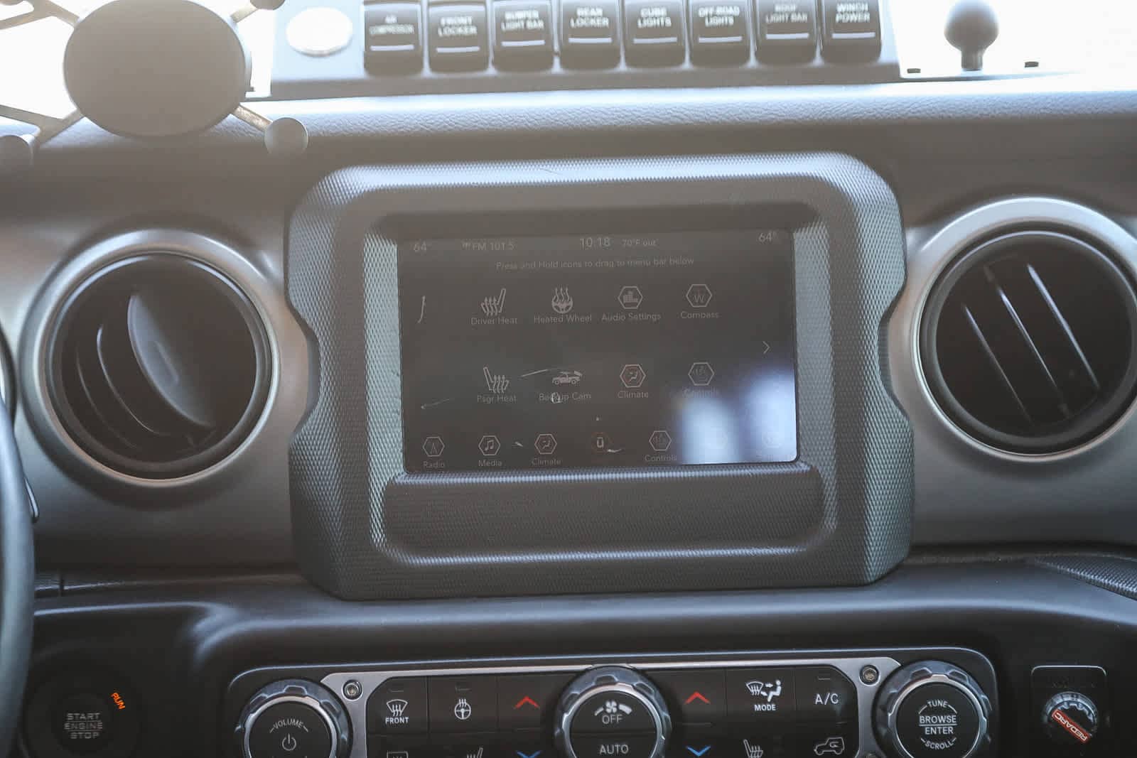 Thumbnail: 2020 Jeep Gladiator - 14