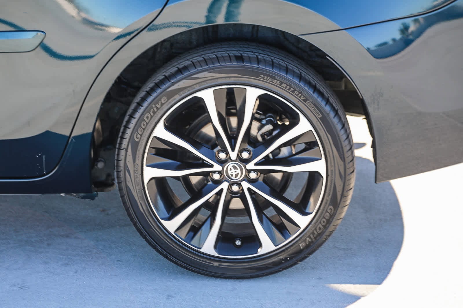 Thumbnail: 2019 Toyota Corolla - 12