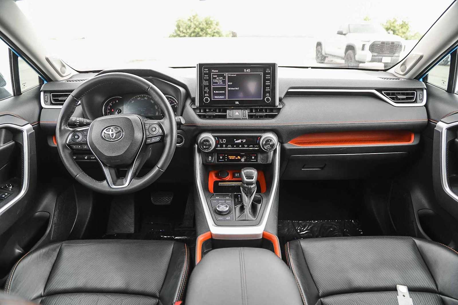 Thumbnail: 2019 Toyota RAV4 - 11