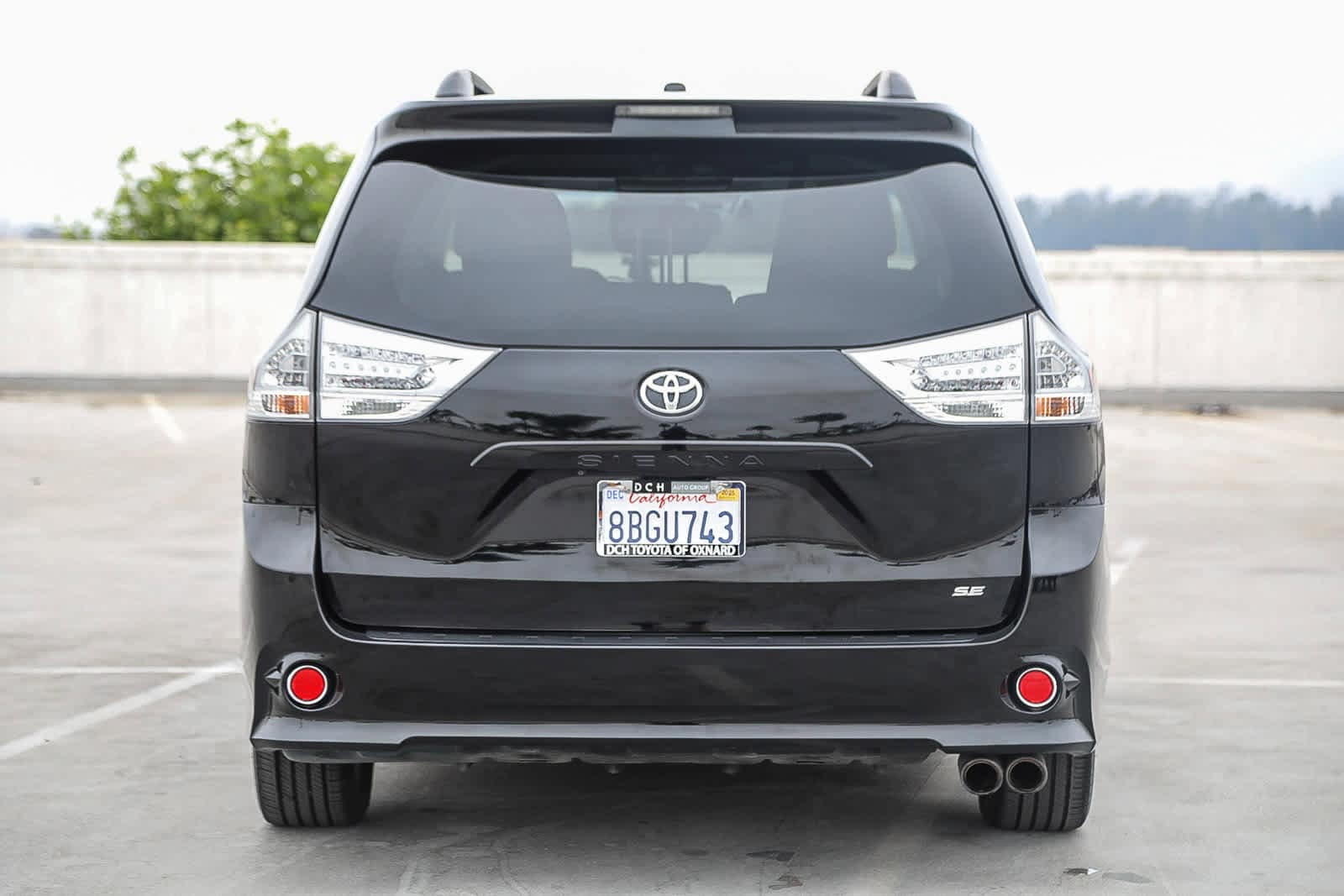 Thumbnail: 2017 Toyota Sienna - 5