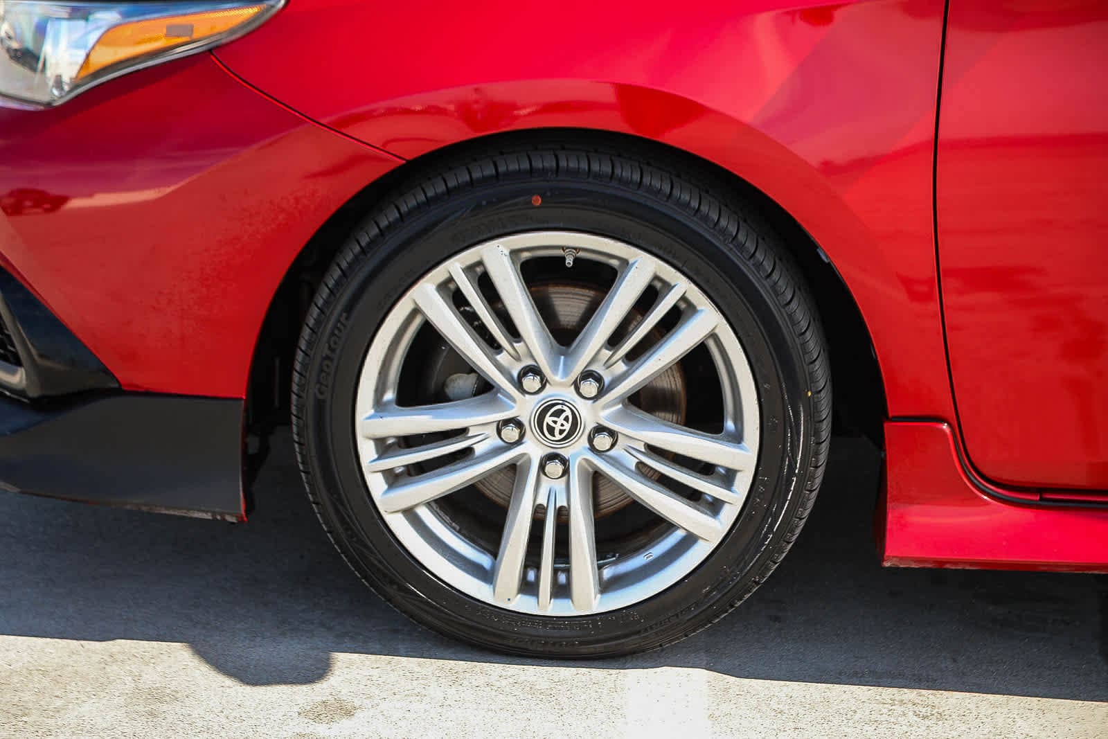 Thumbnail: 2018 Toyota Corolla iM - 10