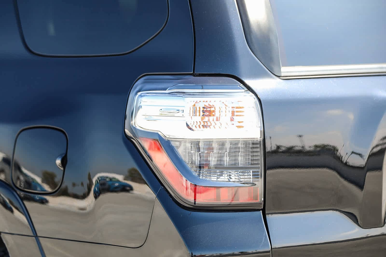 Thumbnail: 2022 Toyota 4Runner - 8