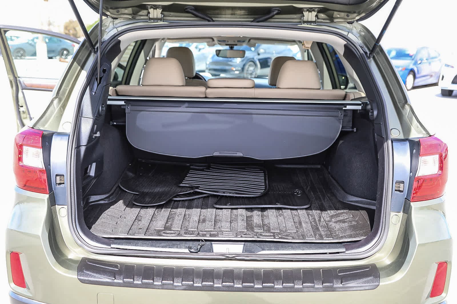 Thumbnail: 2017 Subaru Outback - 23