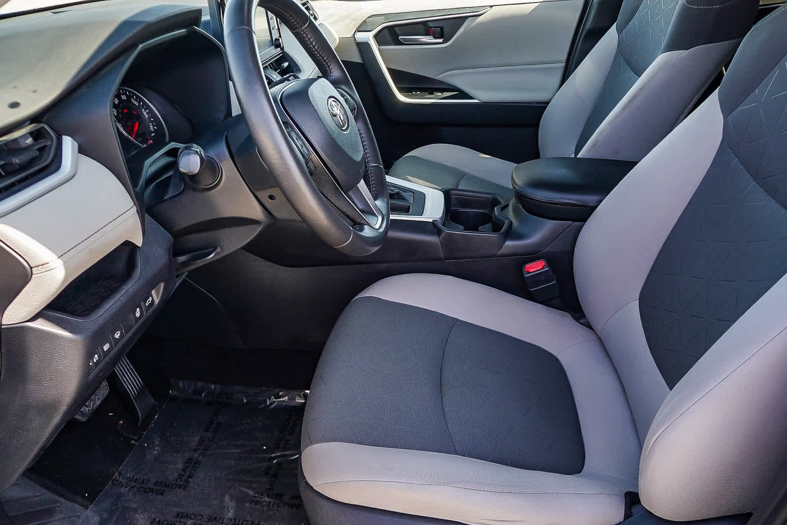 Thumbnail: 2020 Toyota RAV4 - 20