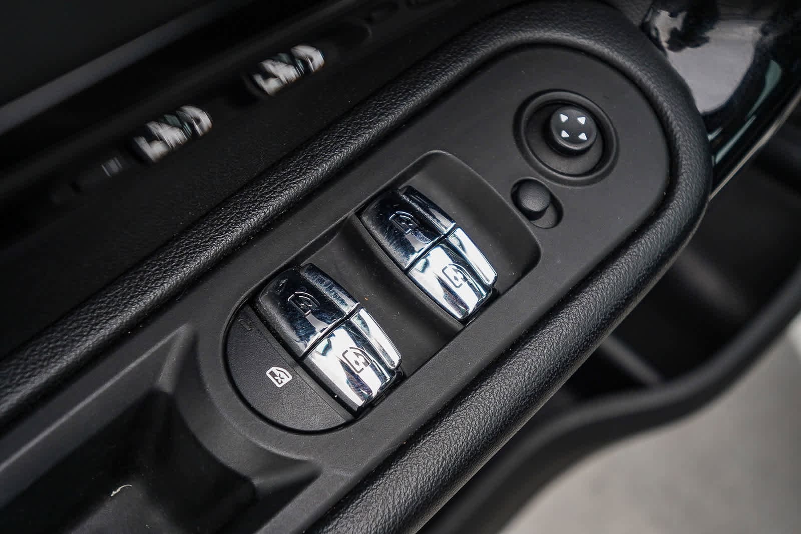 Thumbnail: 2019 MINI Cooper Countryman - 24