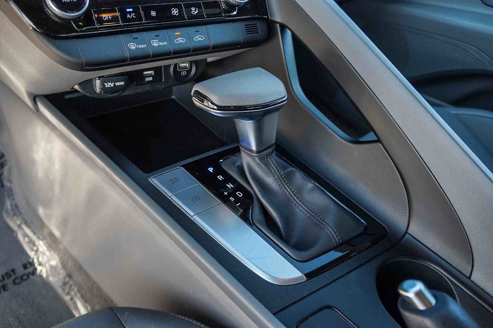 Thumbnail: 2023 Hyundai Elantra - 22