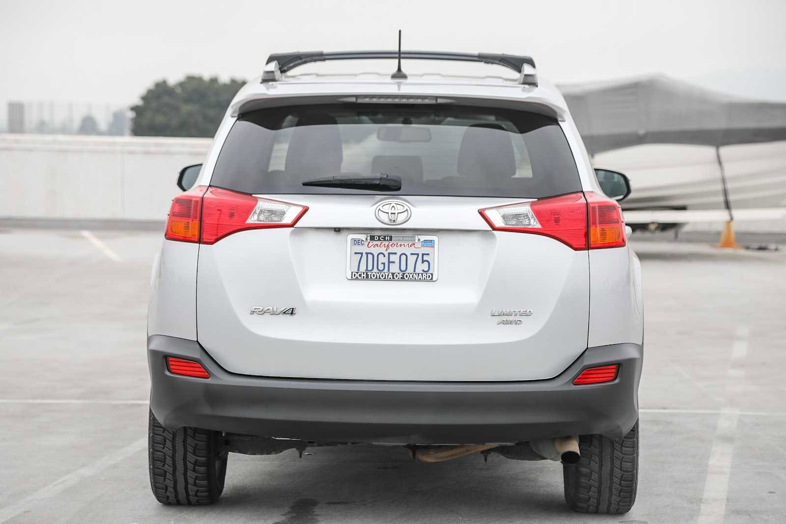 Thumbnail: 2013 Toyota RAV4 - 5