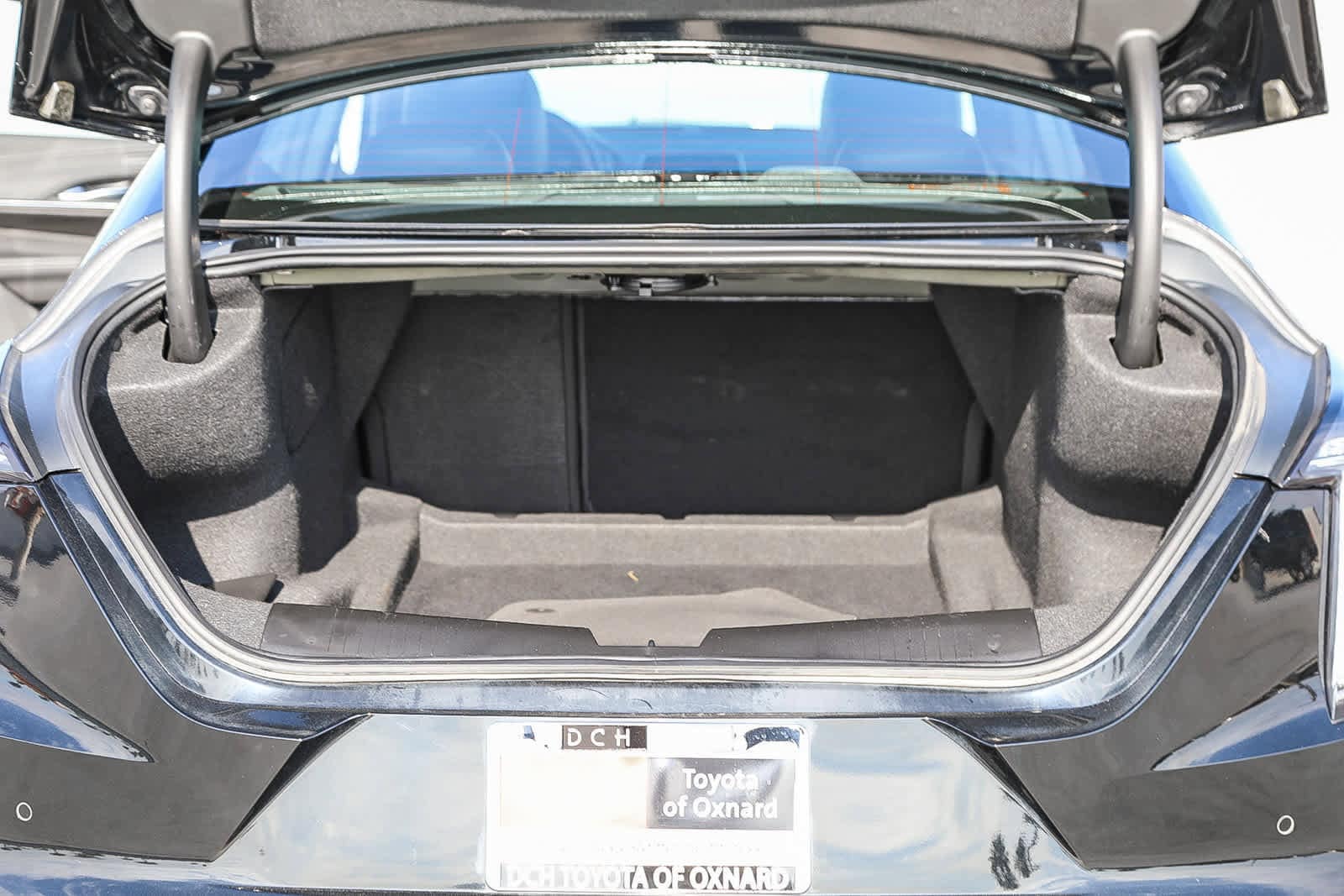 Thumbnail: 2025 Cadillac CT4 - 25