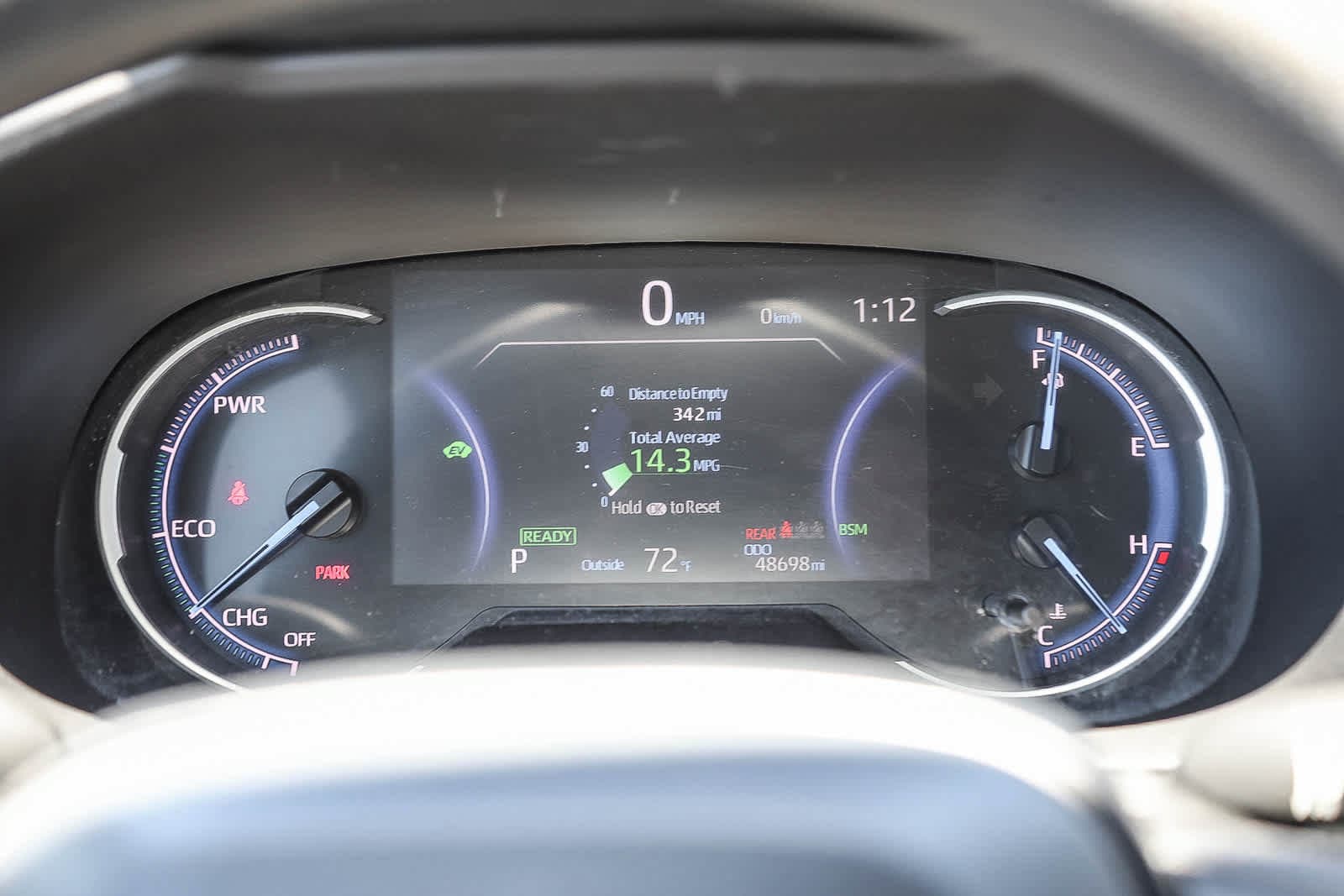 2025 Toyota RAV4 XLE - Photo 23