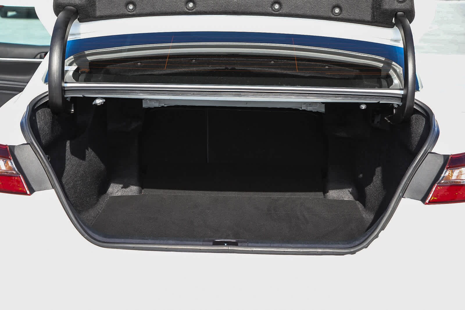 Thumbnail: 2023 Toyota Camry - 26