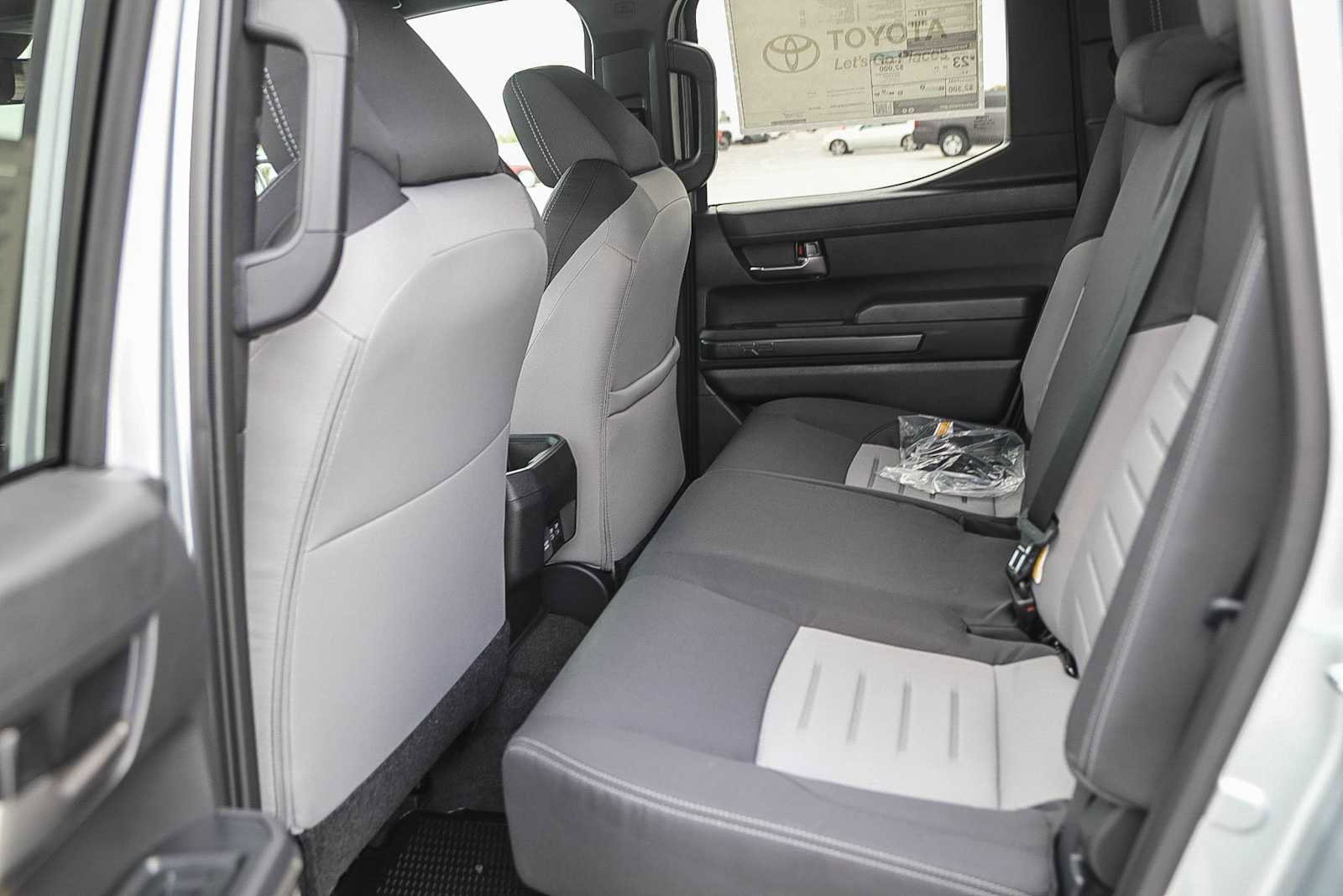 Thumbnail: 2025 Toyota Tacoma - 17