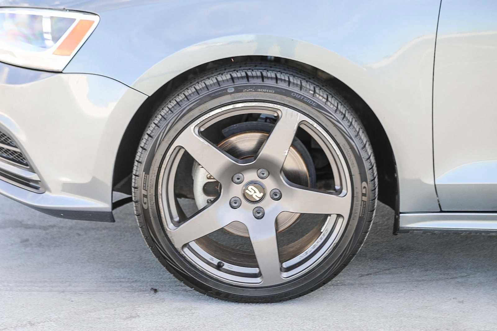 Thumbnail: 2015 Volkswagen Jetta - 10