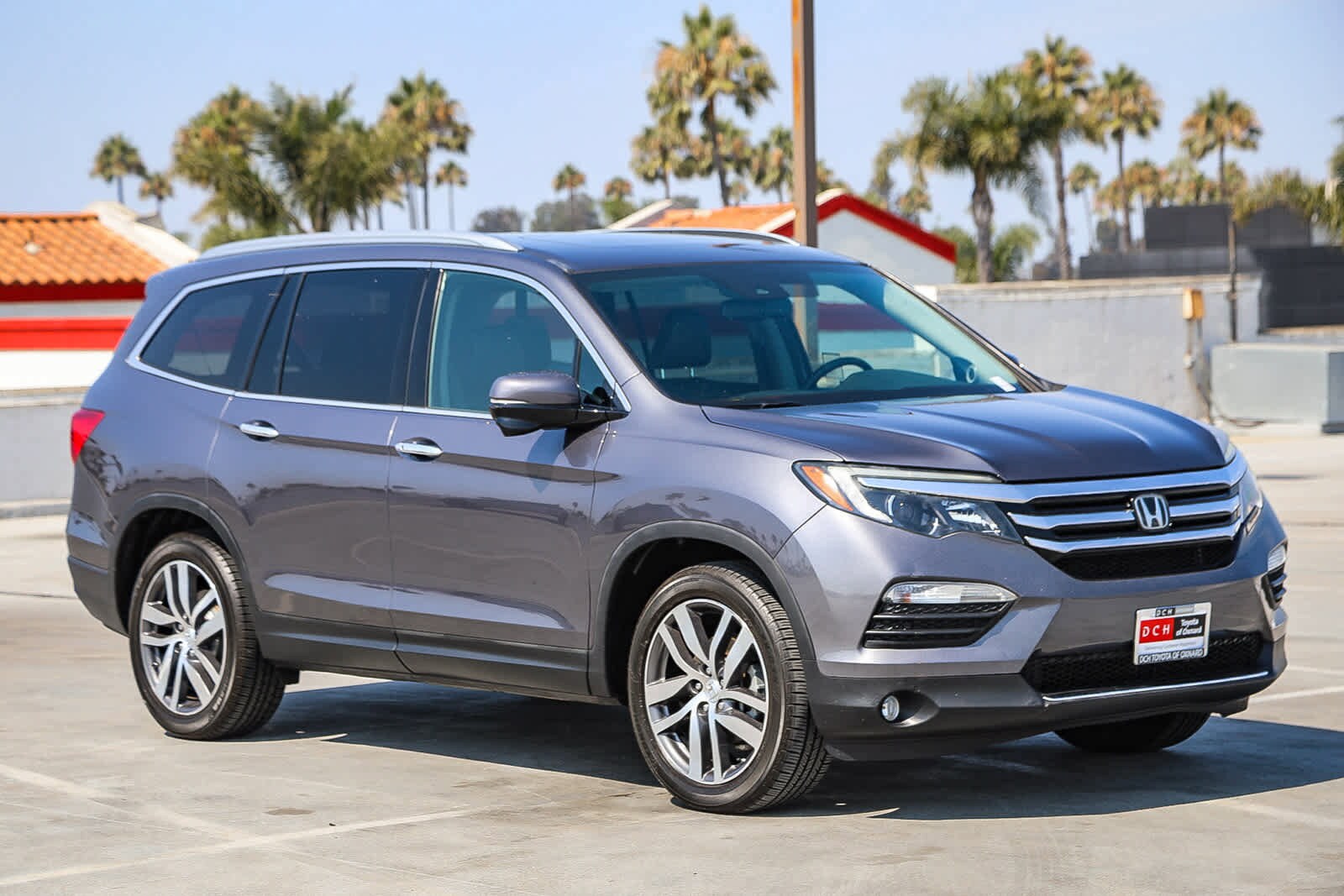 2017 Honda Pilot Touring photo 3