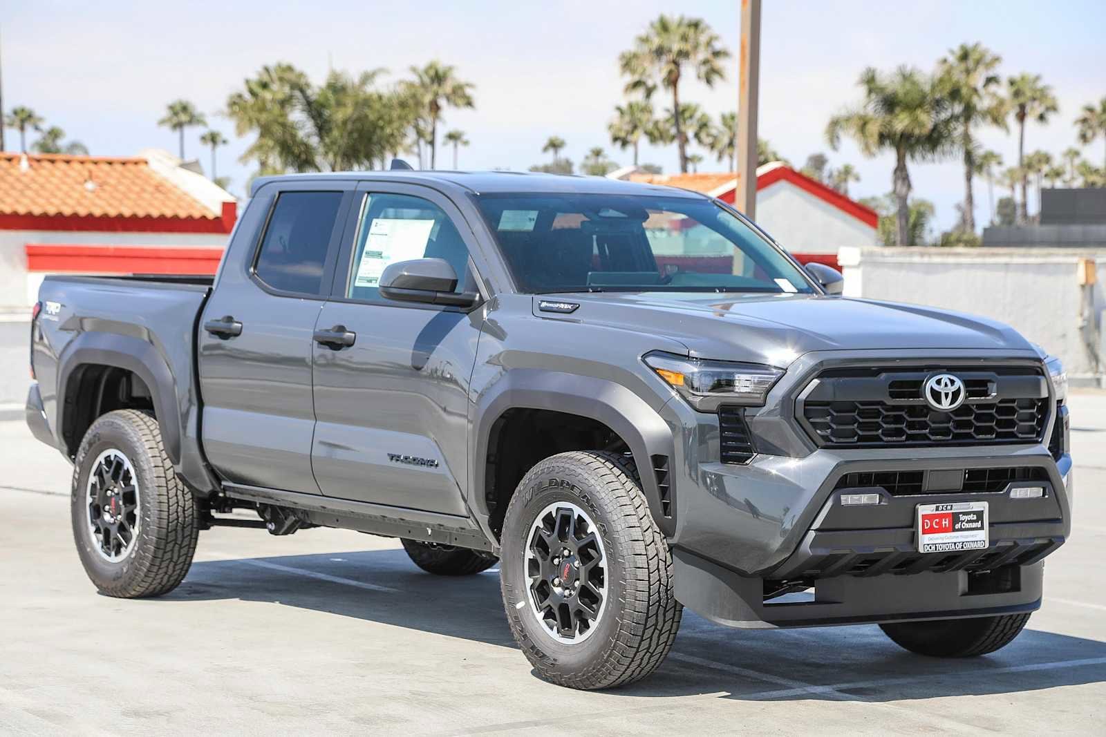 2025 Toyota Tacoma TRD Off-Road 3