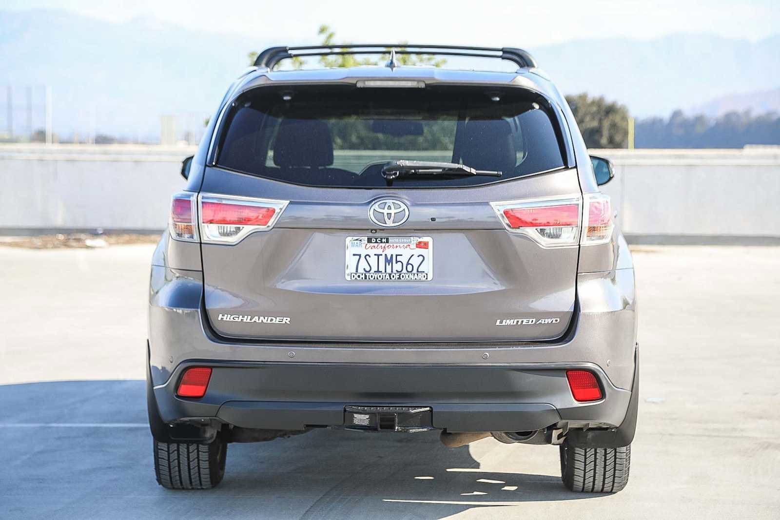 Thumbnail: 2016 Toyota Highlander - 6