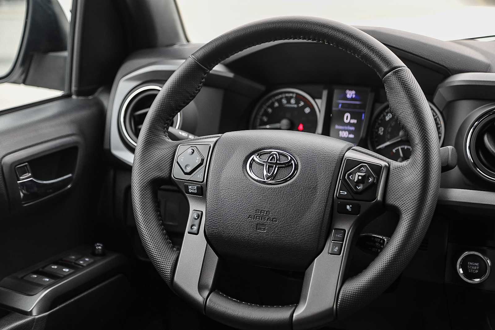Thumbnail: 2023 Toyota Tacoma - 15