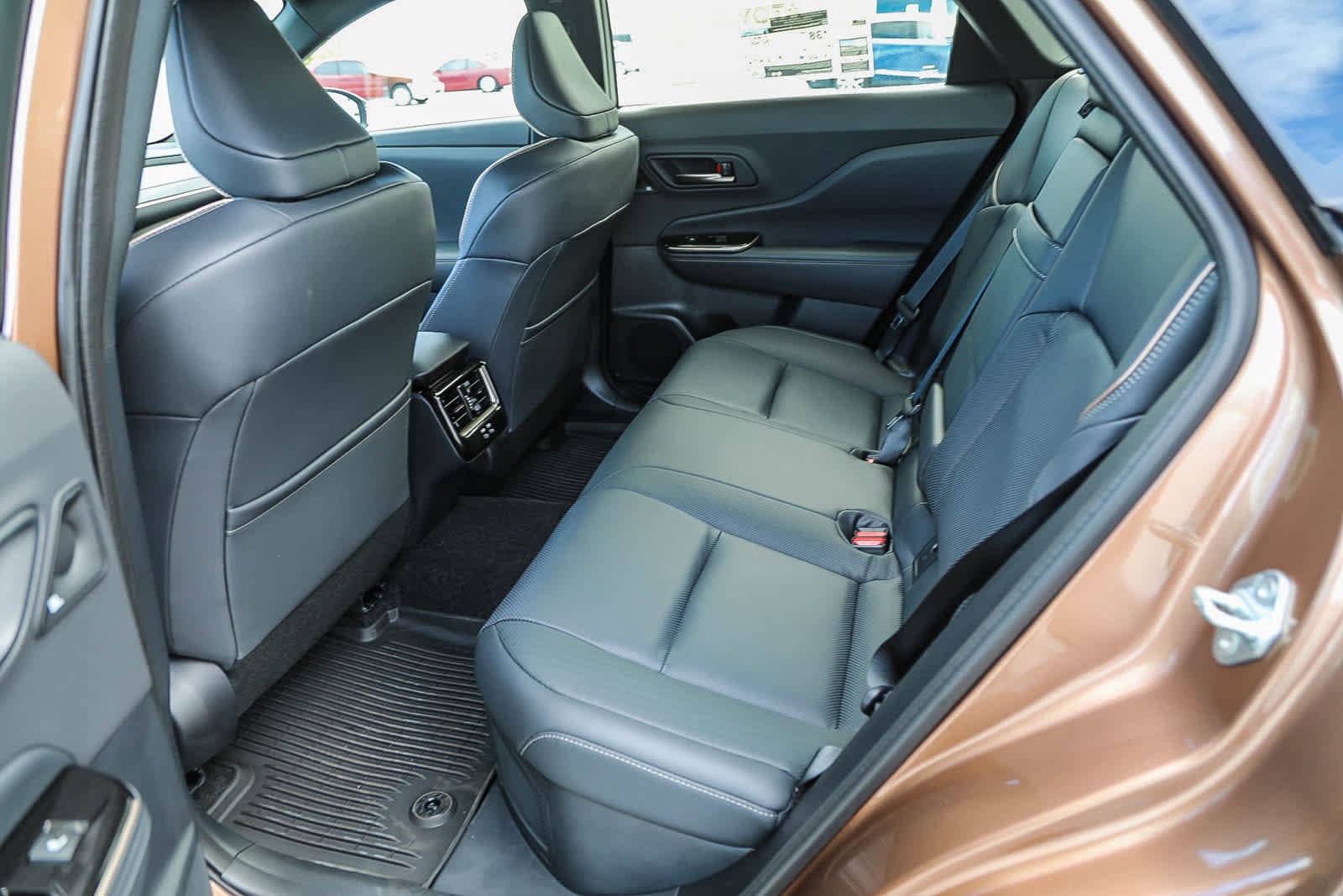 Thumbnail: 2025 Toyota Crown Signia - 20