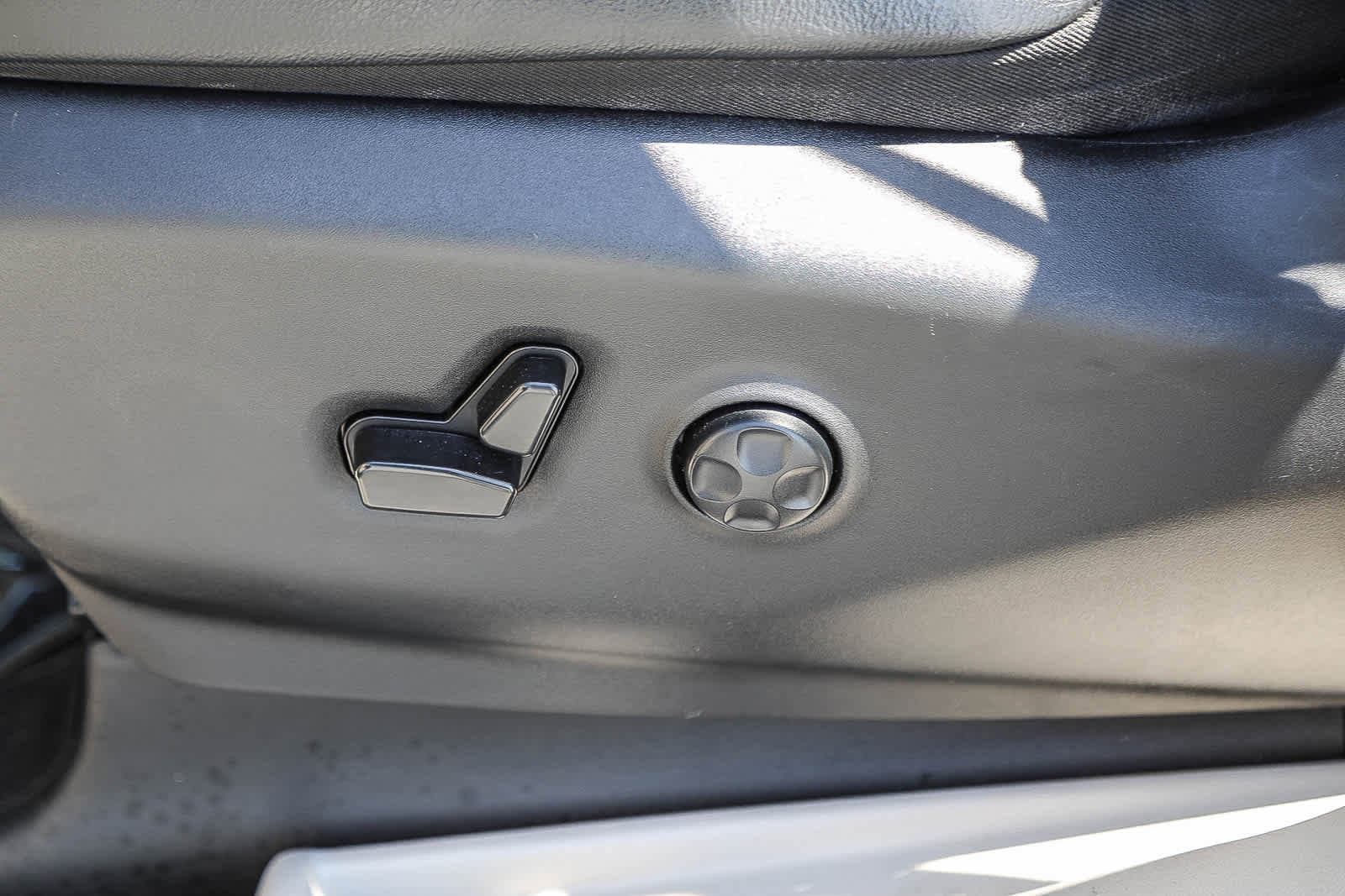 Thumbnail: 2022 Chrysler Pacifica - 20