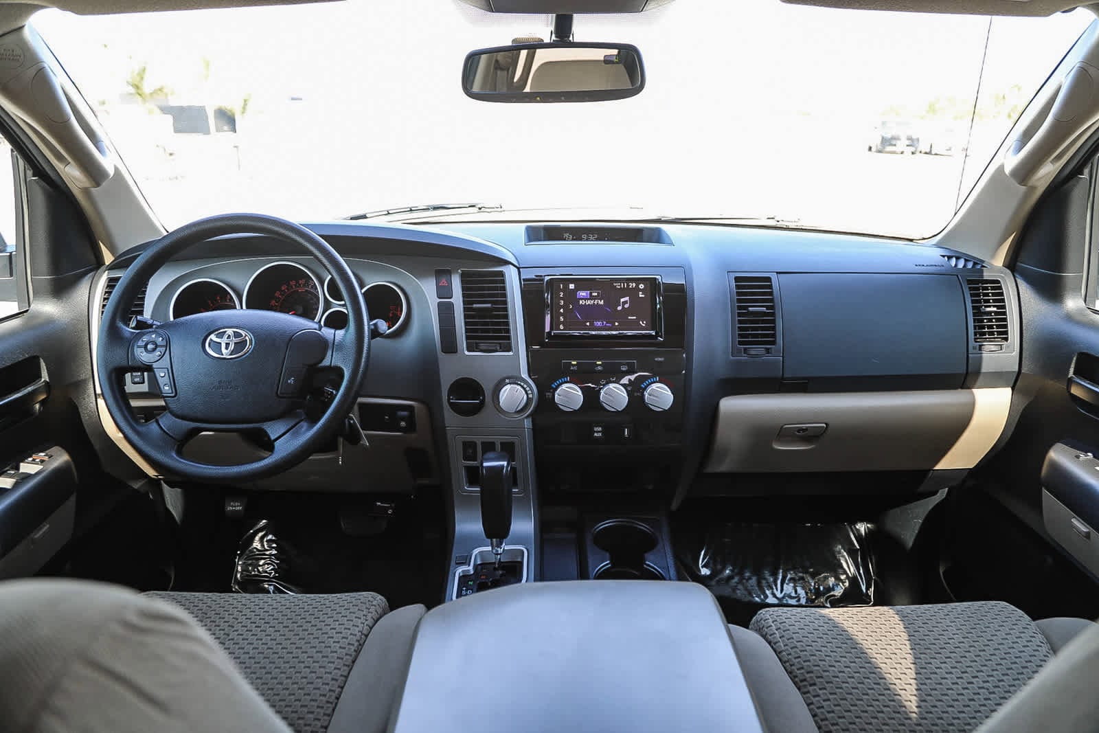 Thumbnail: 2013 Toyota Tundra - 12