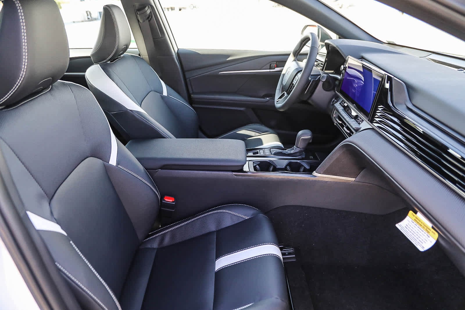 Thumbnail: 2026 Toyota Camry - 17