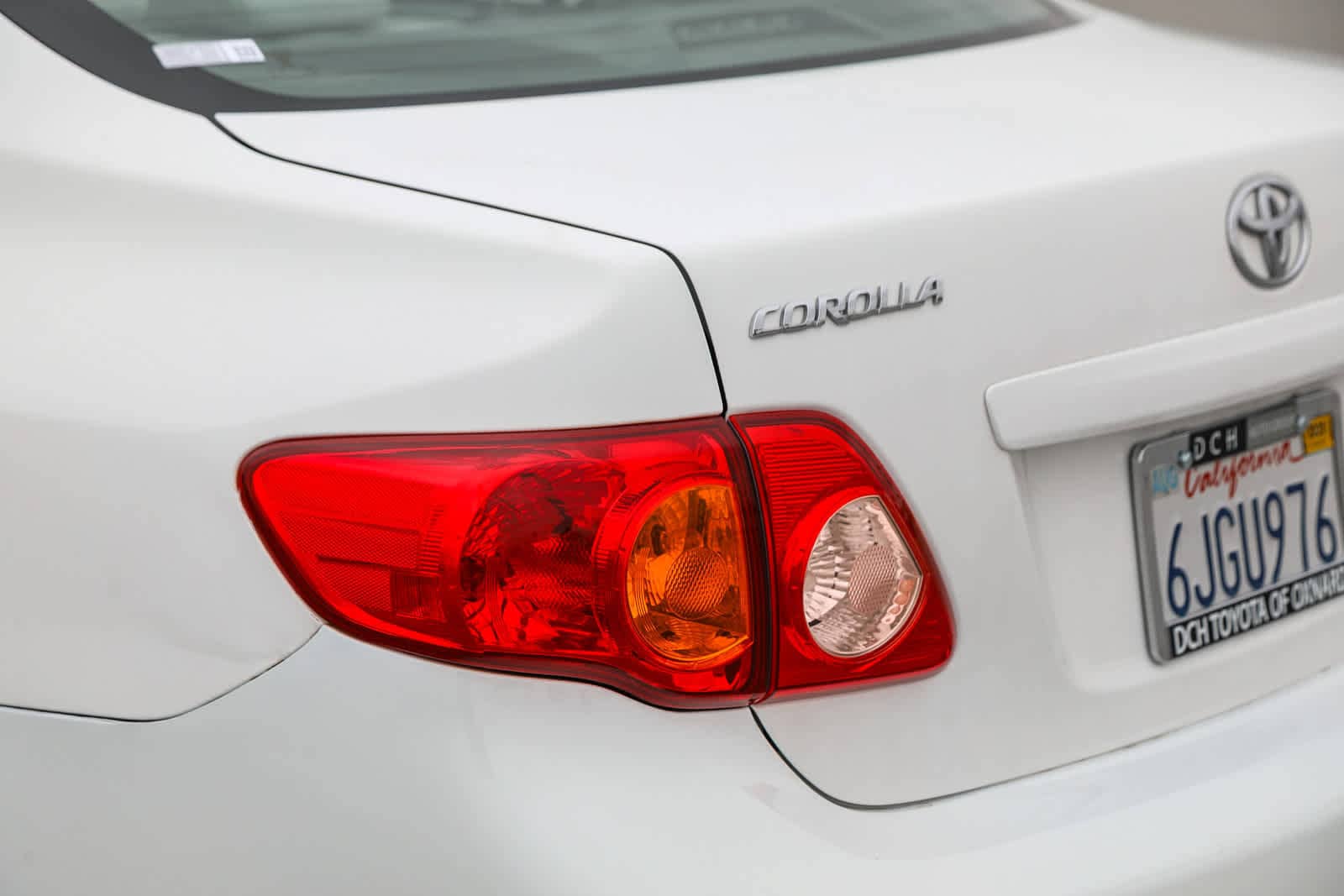 Thumbnail: 2010 Toyota Corolla - 8