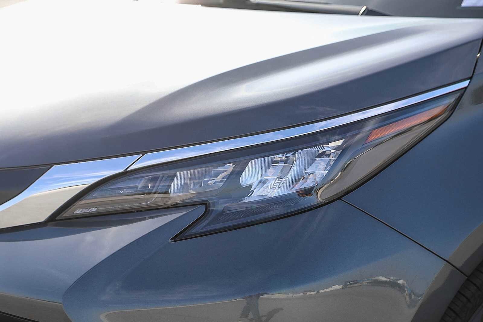 Thumbnail: 2025 Toyota Sienna - 7