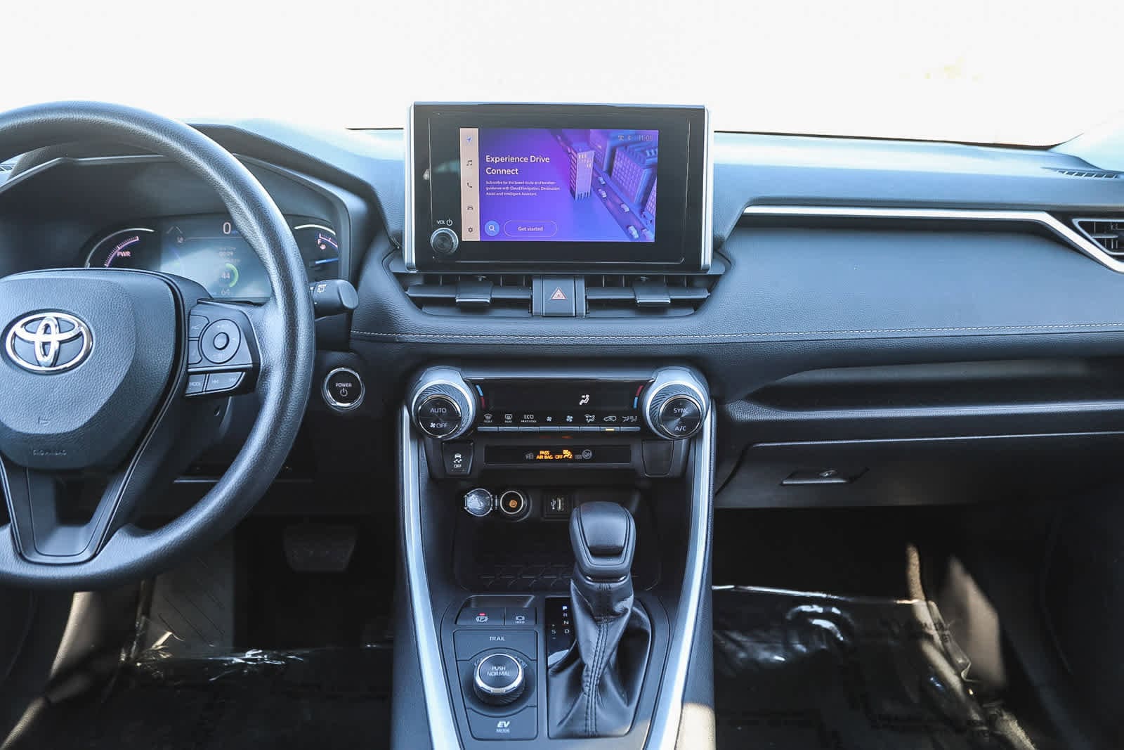 Thumbnail: 2025 Toyota RAV4 - 14