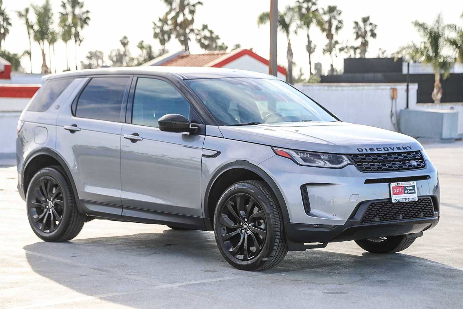 Thumbnail: 2020 Land Rover Discovery Sport - 3