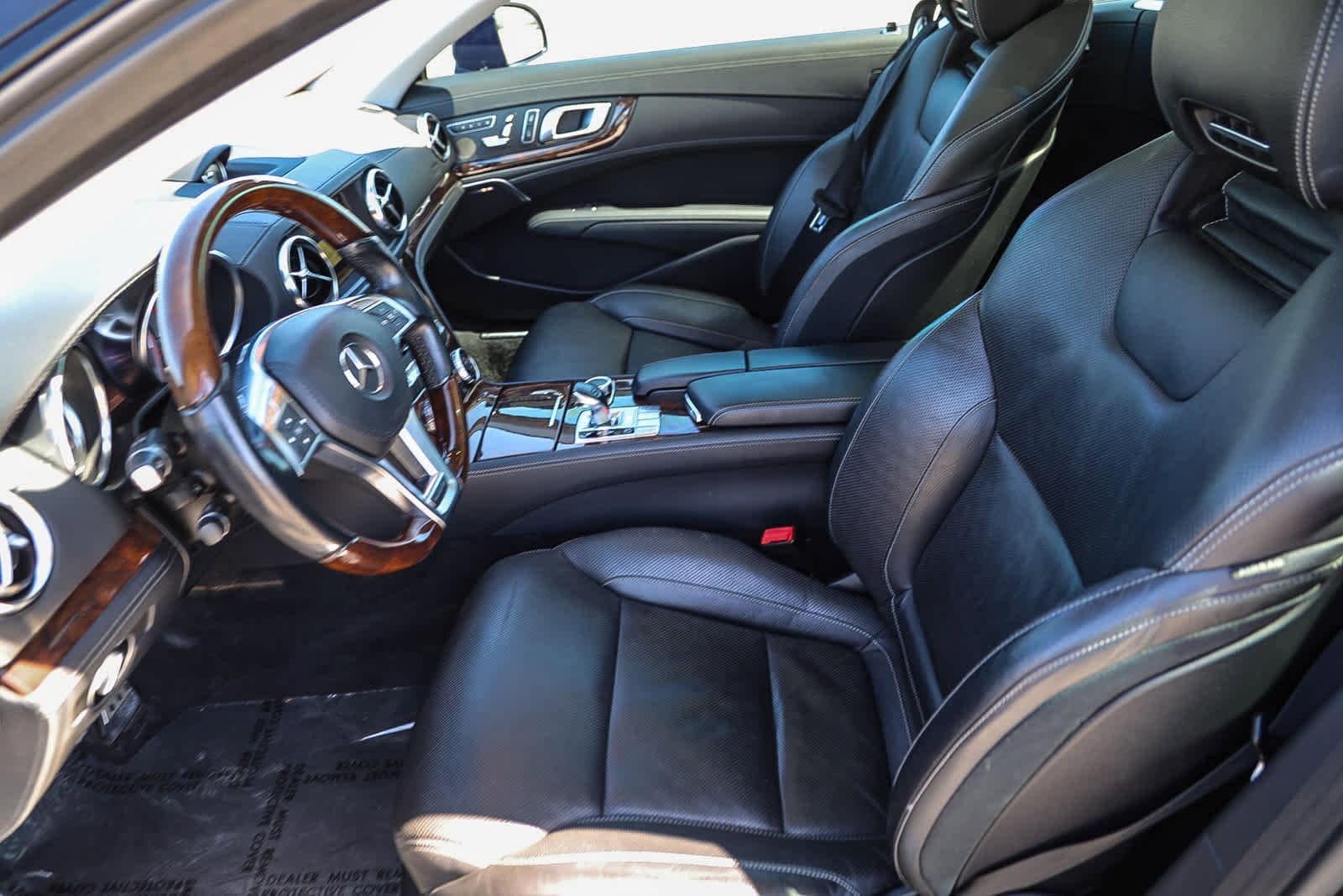 Thumbnail: 2013 Mercedes-Benz SL-Class - 17