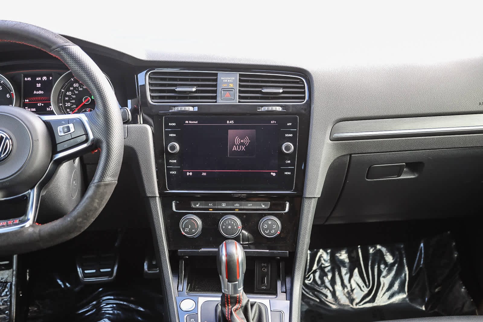 Thumbnail: 2018 Volkswagen Golf - 12