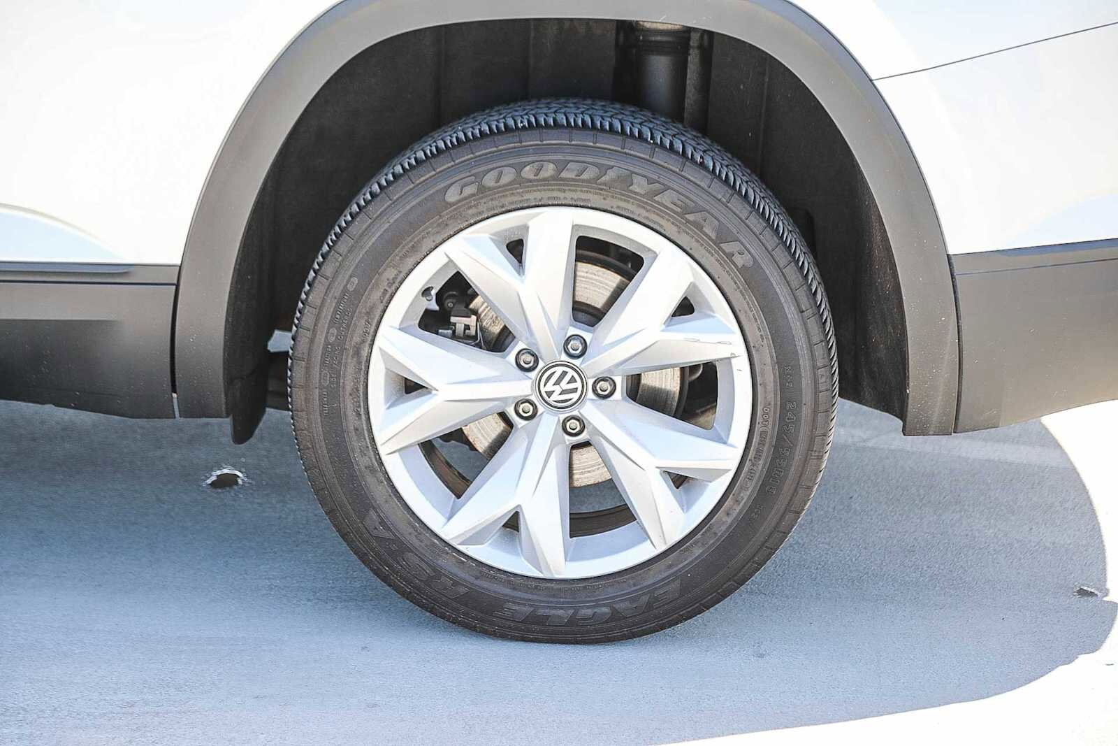 Thumbnail: 2018 Volkswagen Atlas - 11