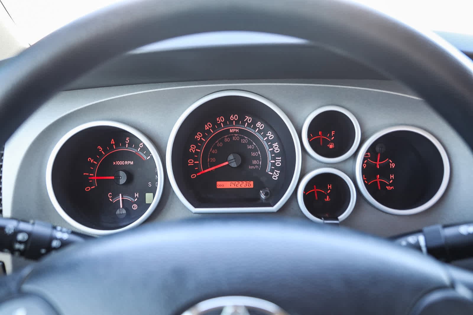Thumbnail: 2013 Toyota Tundra - 22
