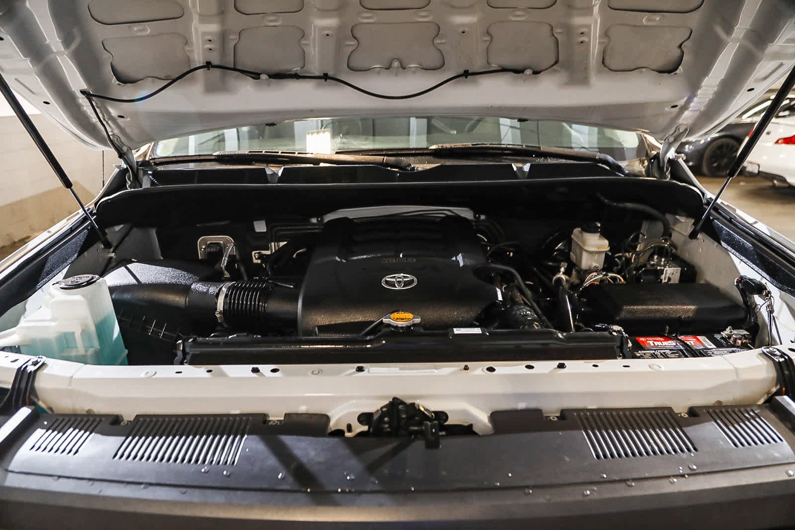 Thumbnail: 2017 Toyota Tundra - 23