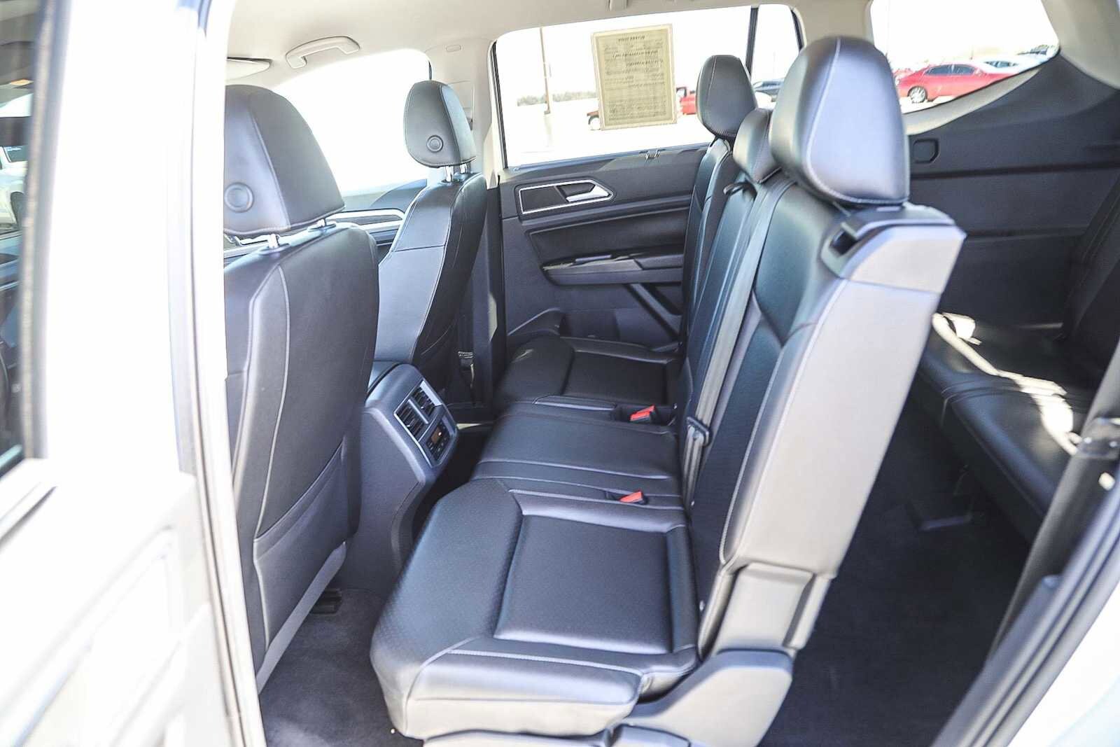 Thumbnail: 2018 Volkswagen Atlas - 18