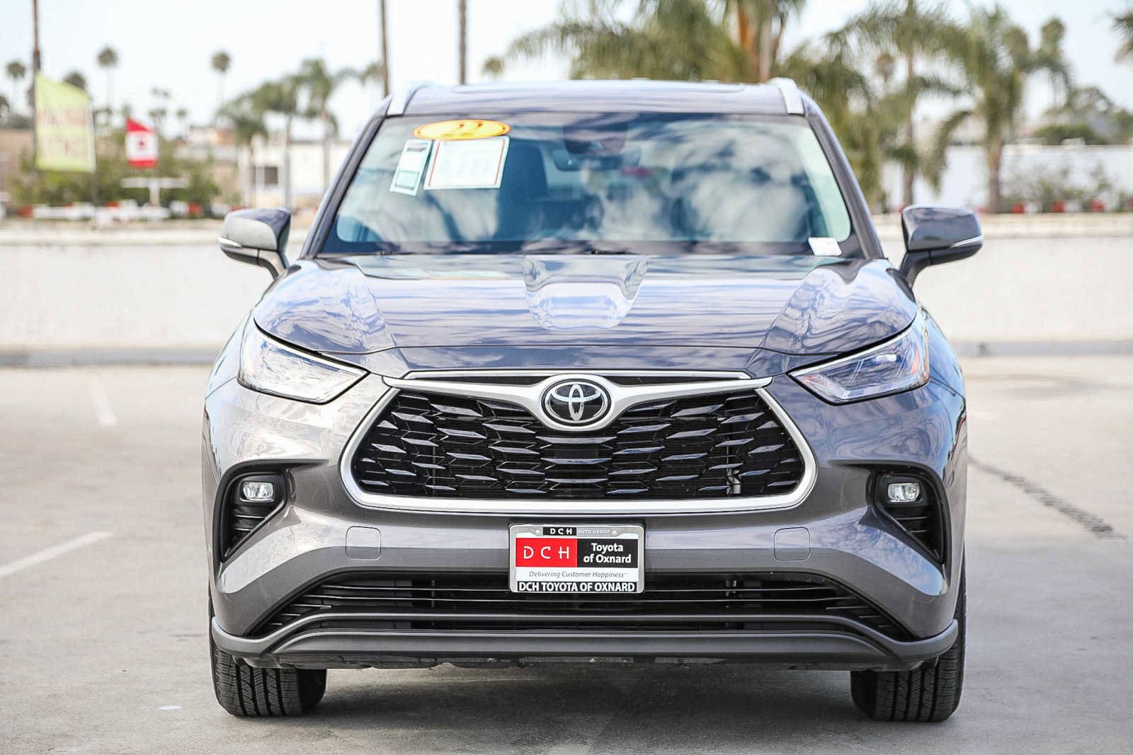 Certified 2022 Toyota Highlander XLE with VIN 5TDGZRAH6NS538252 for sale in Oxnard, CA