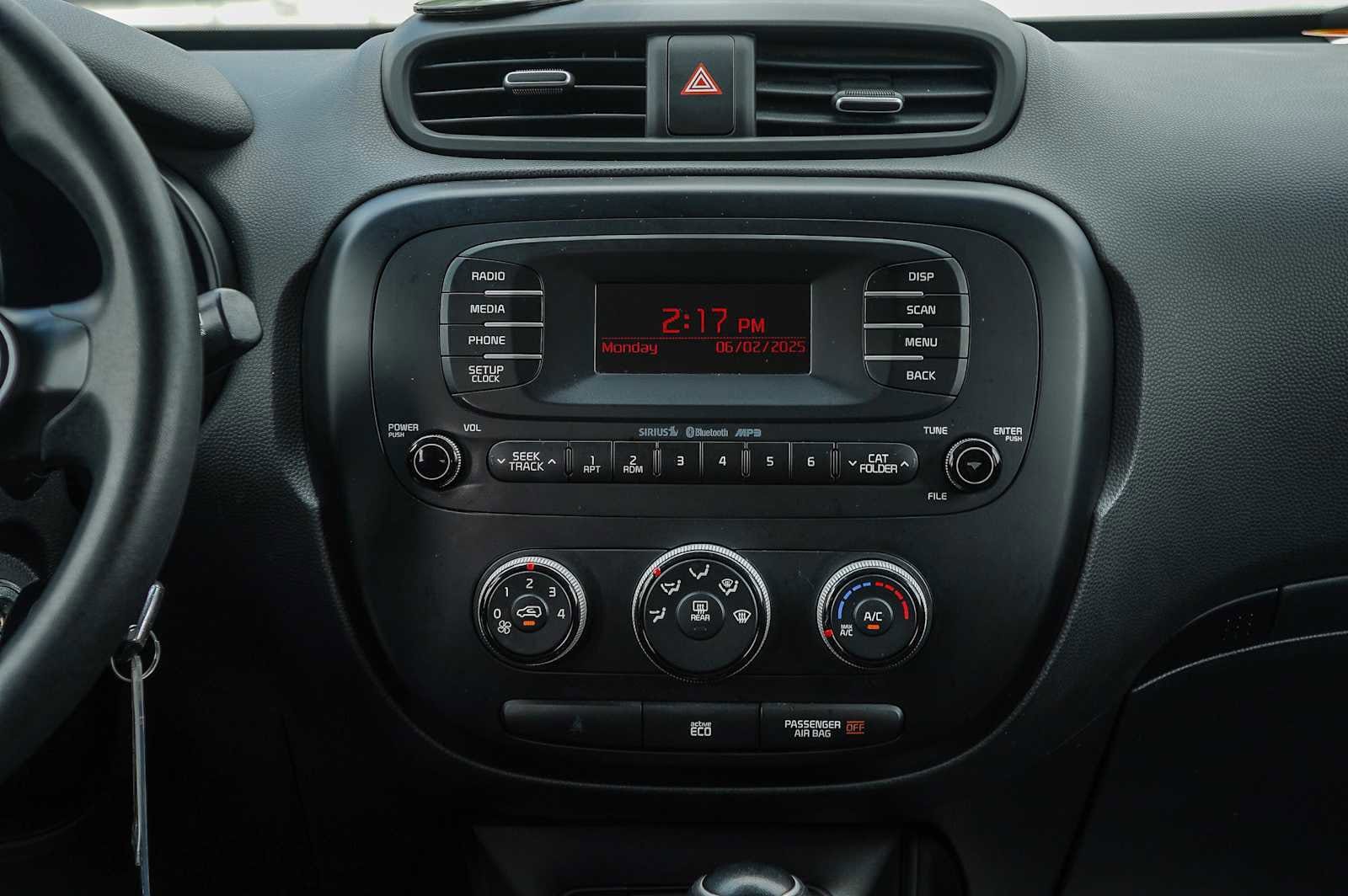 Thumbnail: 2016 Kia Soul - 13