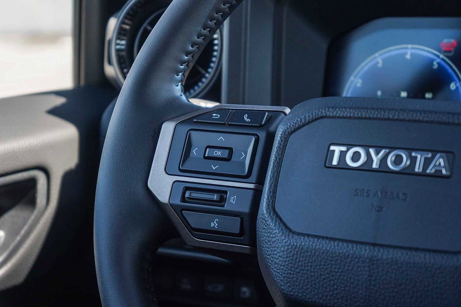 Thumbnail: 2025 Toyota Land Cruiser - 18