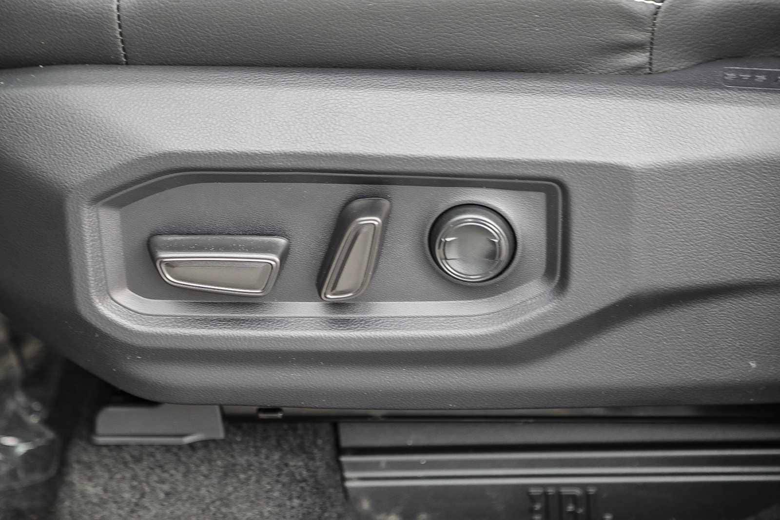 Thumbnail: 2026 Toyota Tundra - 21