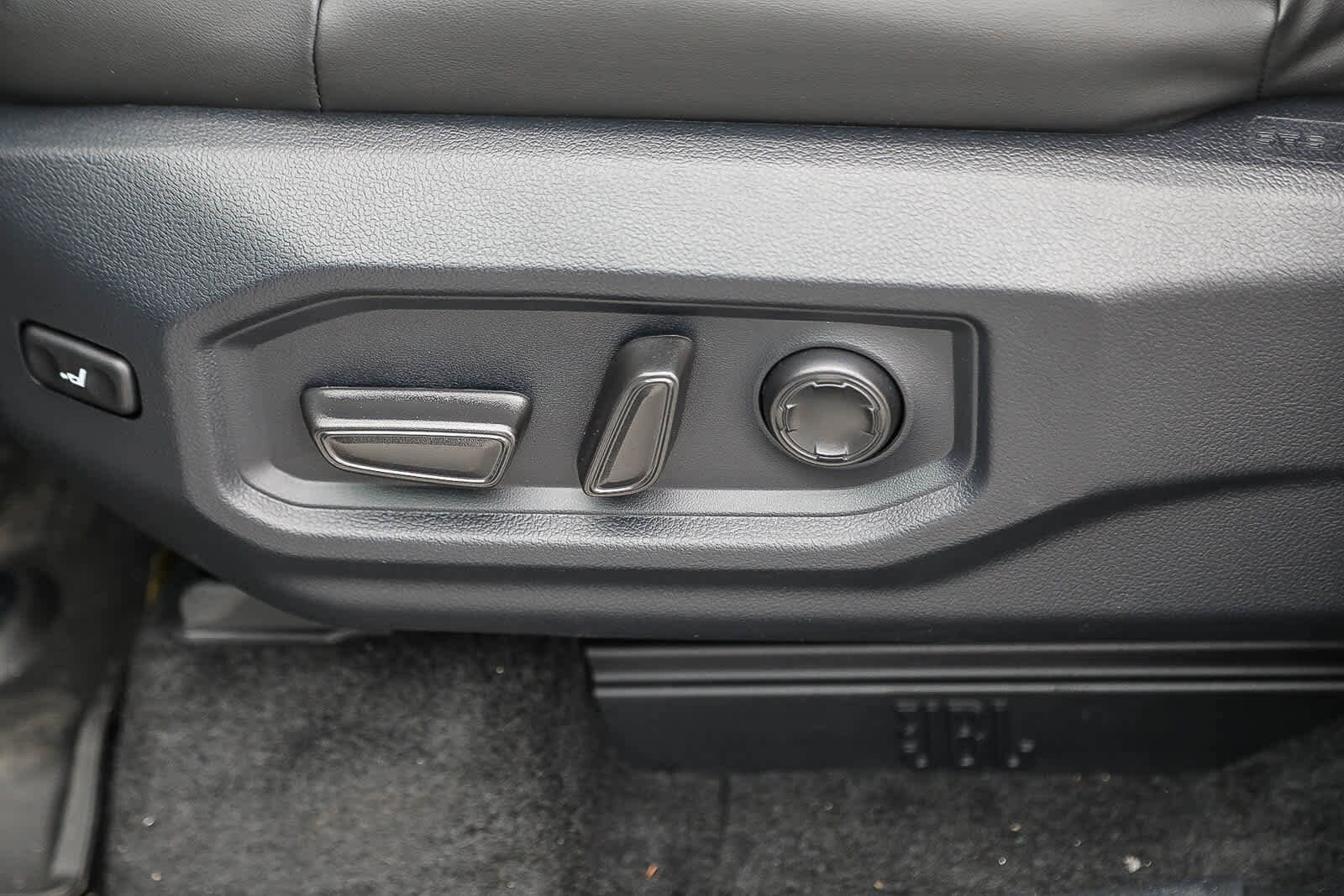 2026 Toyota Tundra Platinum - Photo 21