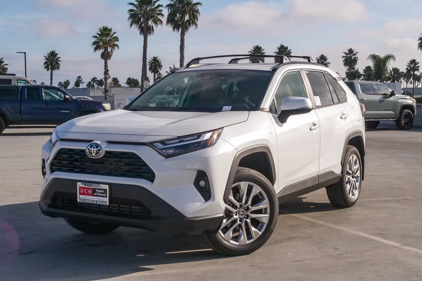 2025 Toyota RAV4 XLE Premium's photo