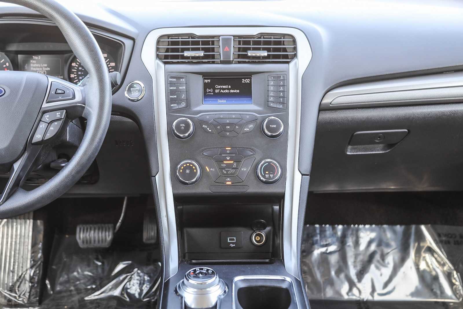 2019 Ford Fusion S 11