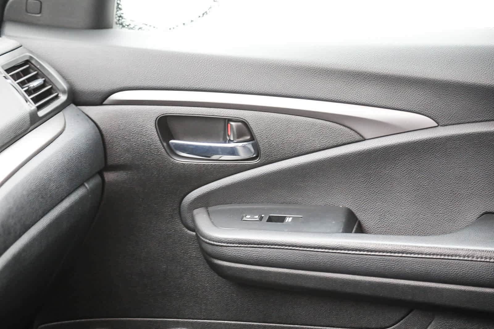 Thumbnail: 2021 Honda Passport - 21